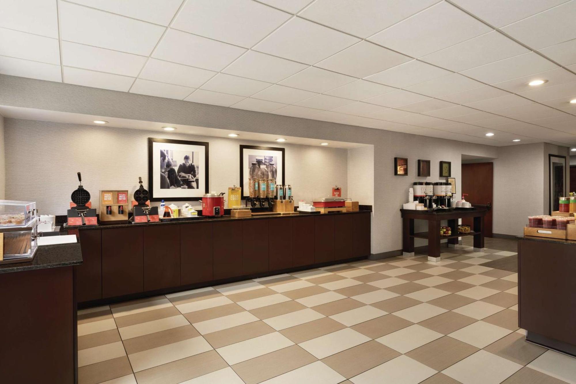 Hampton Inn Atlanta-Stone Mountain Exterior foto